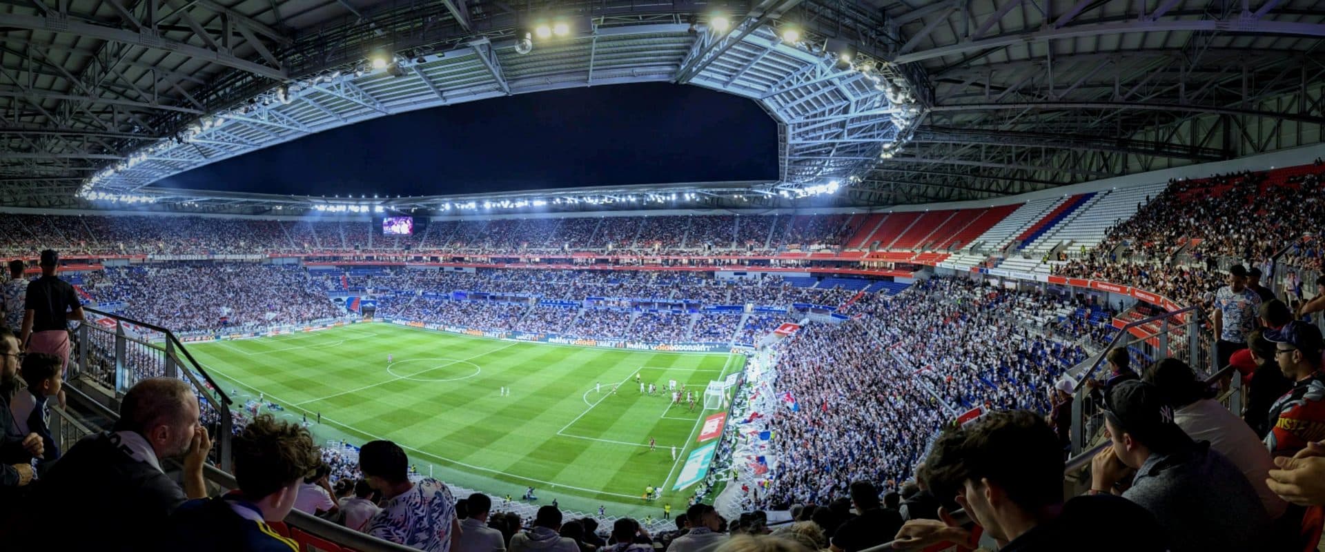 Olympique Lyonnais vs Paris Saint-Germain