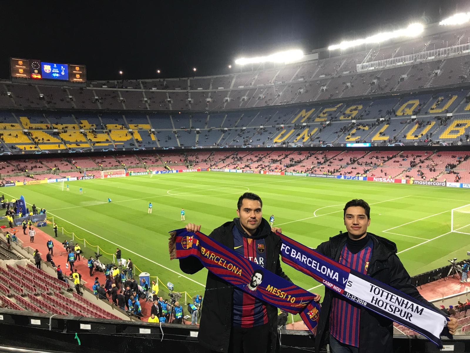 Mitchell Luchtenberg bij FC Barcelona – Tottenham Hotspur